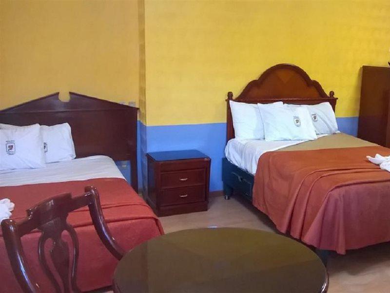Hotel Real Tlaxcala Extérieur photo