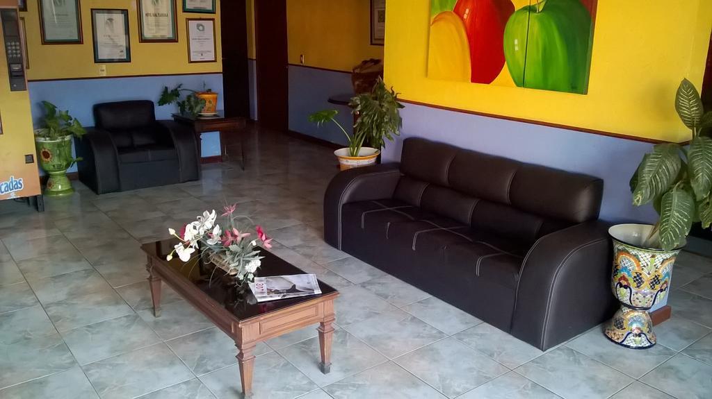Hotel Real Tlaxcala Extérieur photo