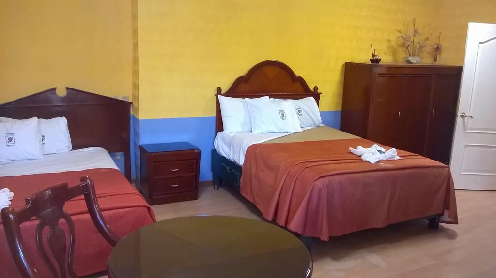 Hotel Real Tlaxcala Extérieur photo