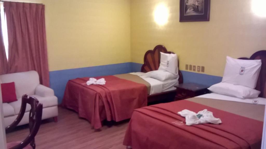 Hotel Real Tlaxcala Extérieur photo